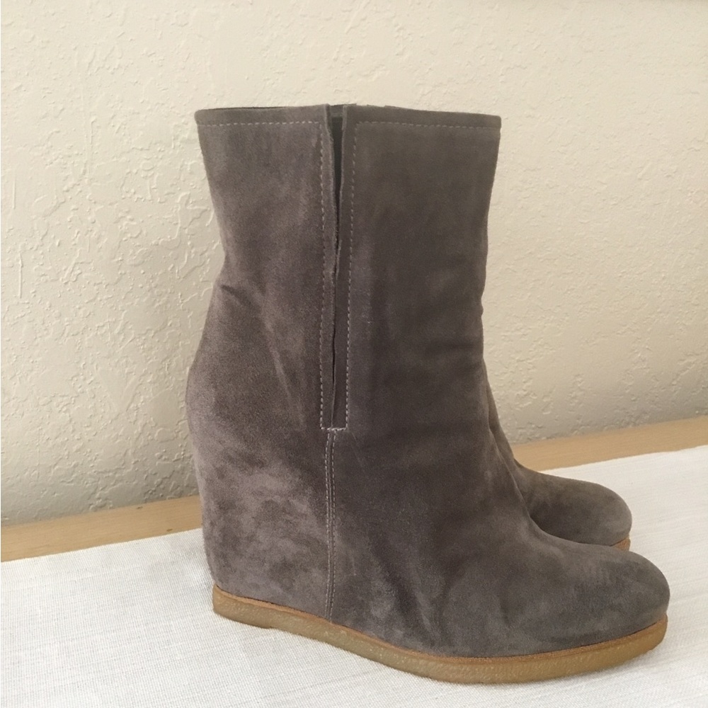 Stuart Weitzman Seal Velour Bootscout Size 9.5 - image 4